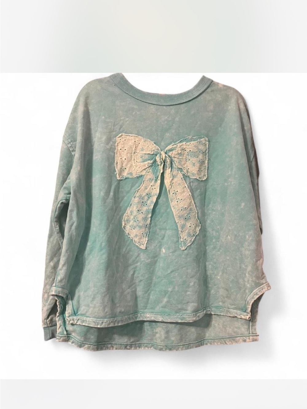 Relaxed Mint Pullover Sweatshirt with Lace Bow